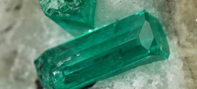 Камень-талисман для Артема, какой он?